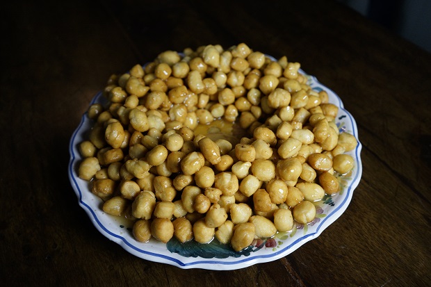 silvia colloca honey drizzled cluster cake honey drizzled cluster cake cicerchiata tln ca silvia colloca honey drizzled cluster cake honey drizzled cluster cake cicerchiata tln ca