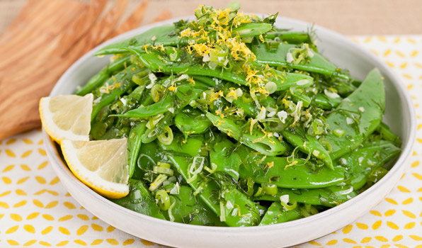 in the kitchen with stefano faita lemony green beans in a white dish