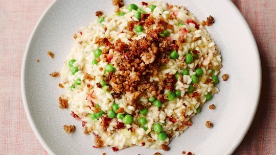 Risotto with red radicchio and Italian sausages