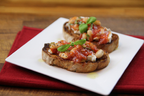 tomato and bean bruschetta