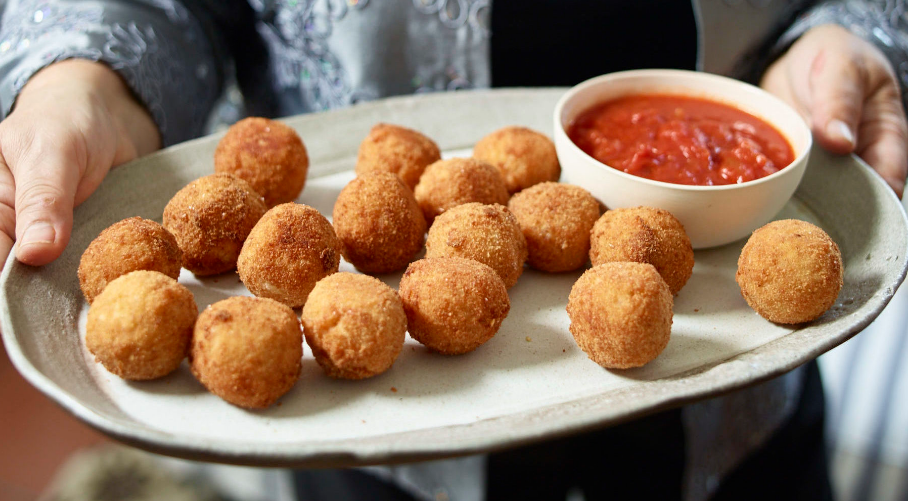 RICE BALLS STUFFED WITH SAUSAGE RAGU